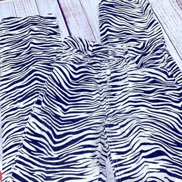ZARA zebra print high rise jeans size 2 - Picture 10 of 11